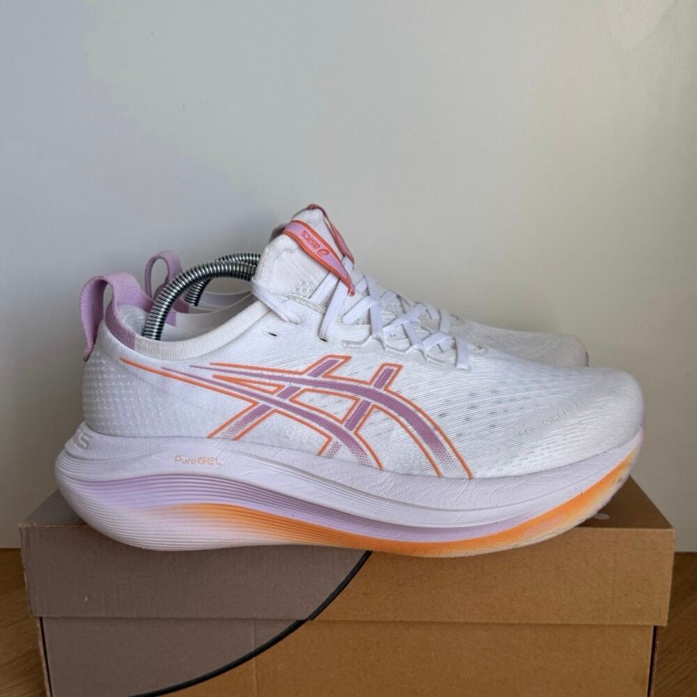 Asics Gel Nimbus 27 ‘White Light Ube’ Women Running Sneakers - SZ 10 .5 Wide - Picture 2 of 13